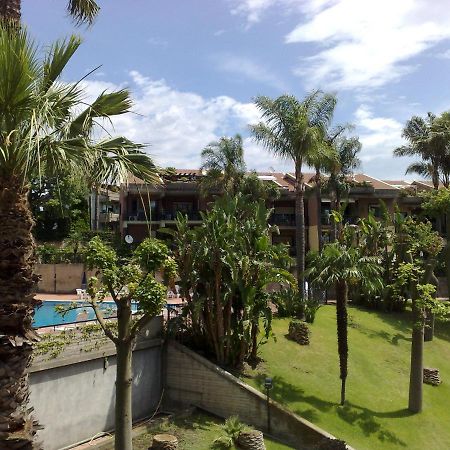 Porto Ulisse Bed and Breakfast Catania Exteriör bild