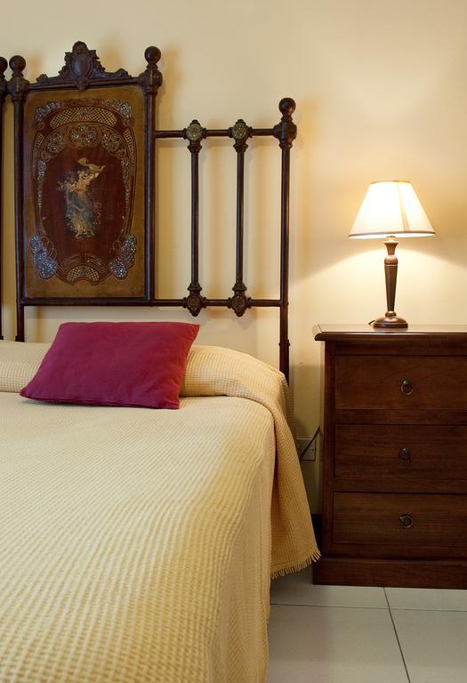 Porto Ulisse Bed and Breakfast Catania Exteriör bild