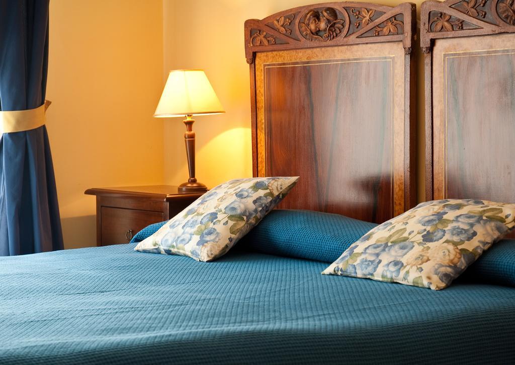 Porto Ulisse Bed and Breakfast Catania Exteriör bild