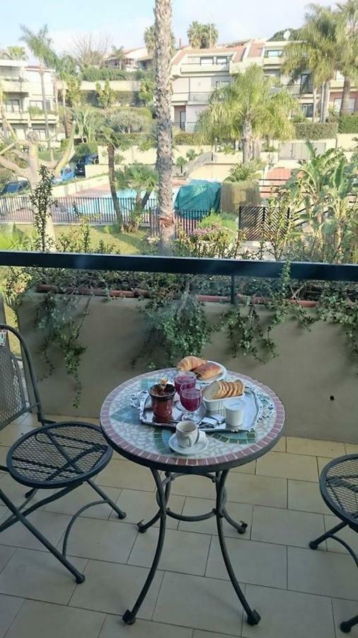 Porto Ulisse Bed and Breakfast Catania Exteriör bild