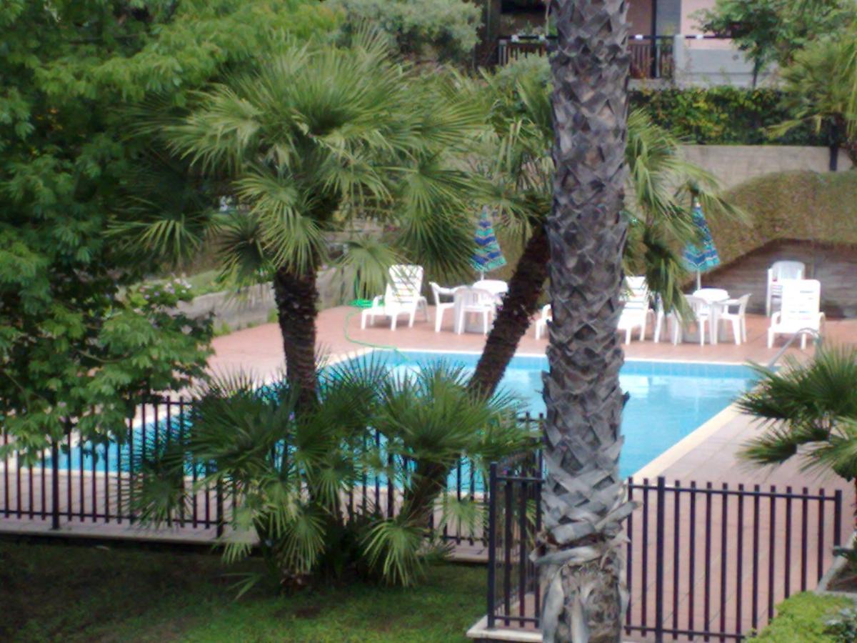 Porto Ulisse Bed and Breakfast Catania Exteriör bild
